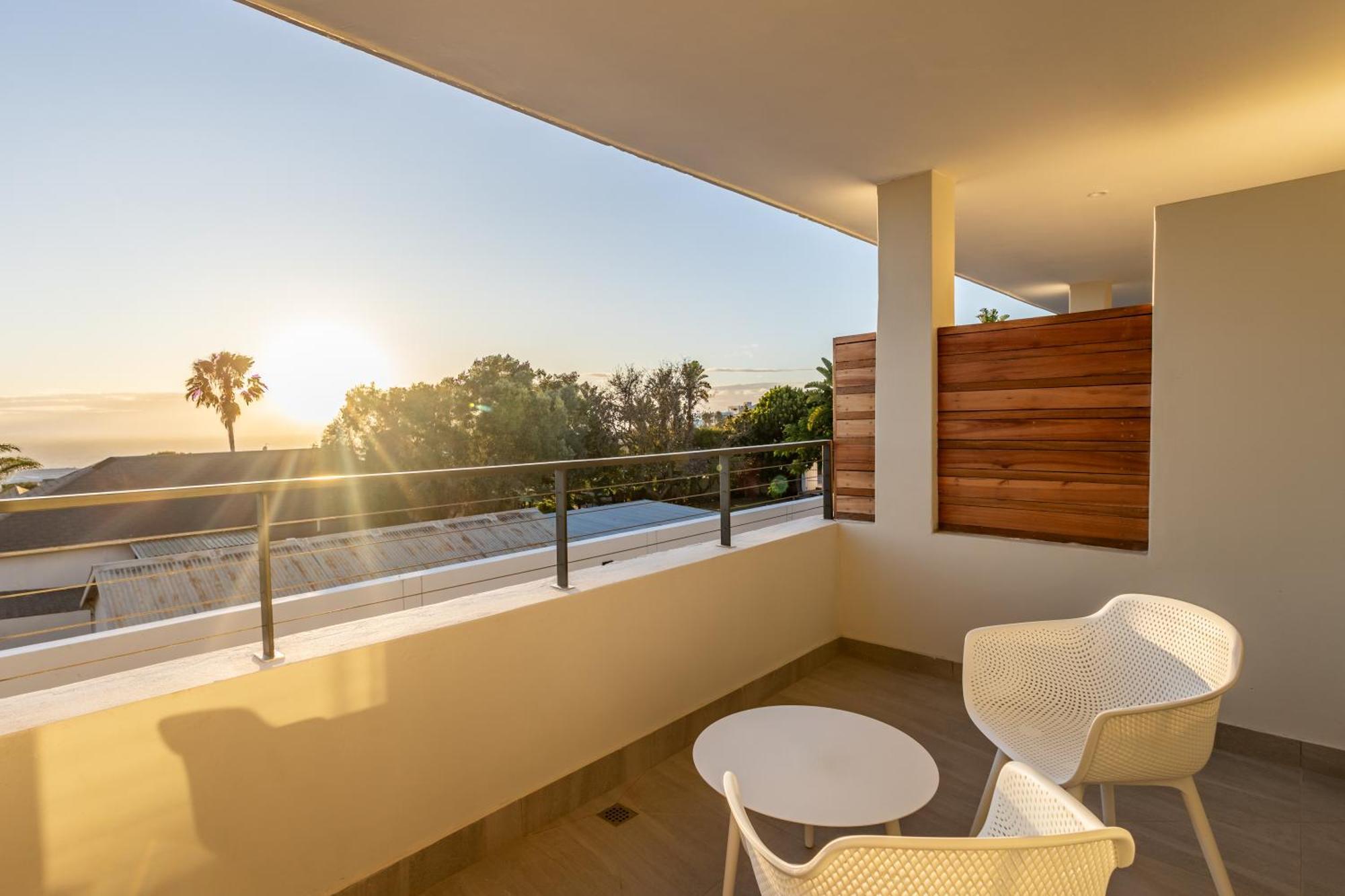 Plett Quarter Hotel - Lion Roars Hotels & Lodges Plettenberg Bay Exterior photo