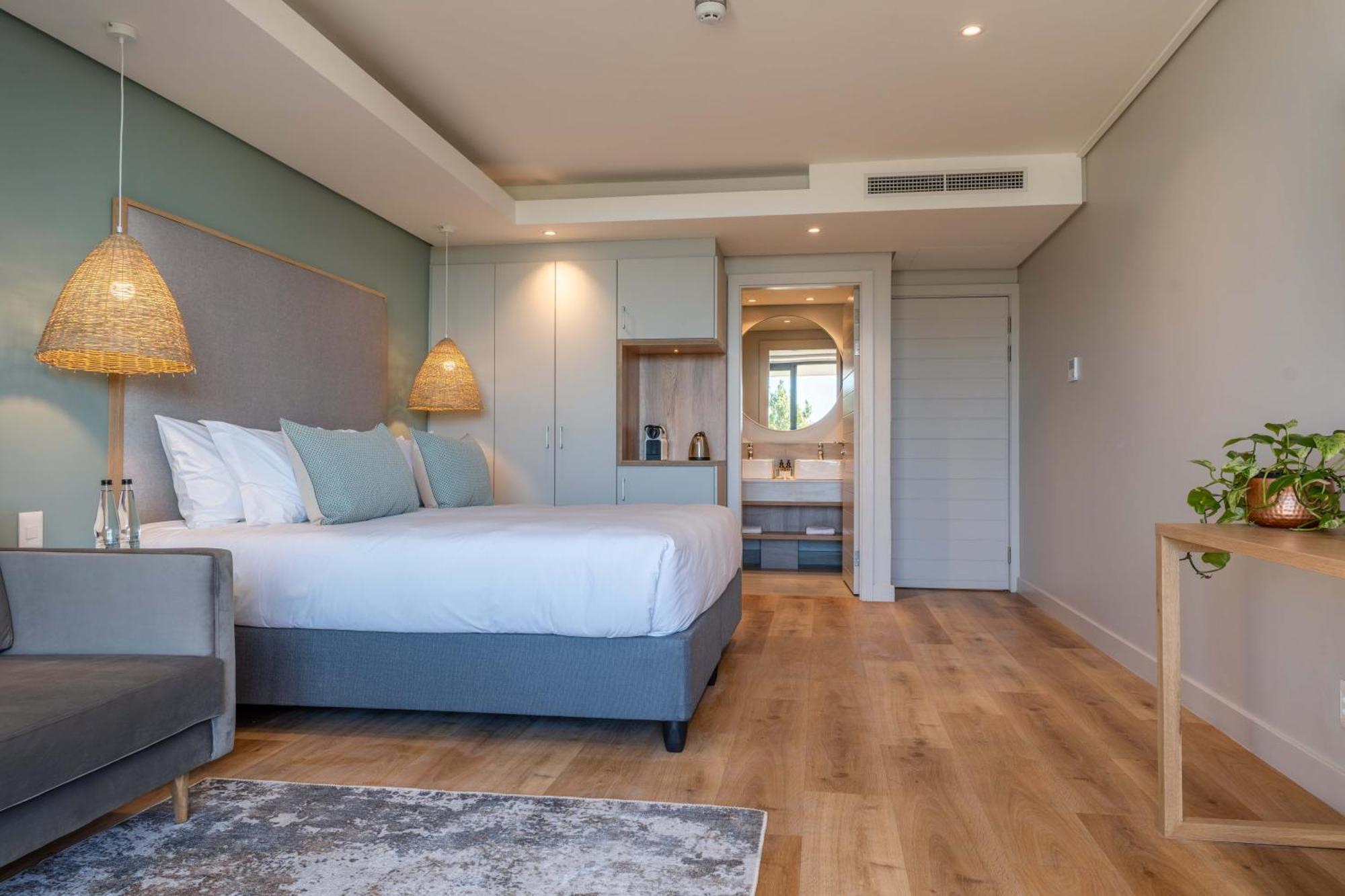 Plett Quarter Hotel - Lion Roars Hotels & Lodges Plettenberg Bay Exterior photo
