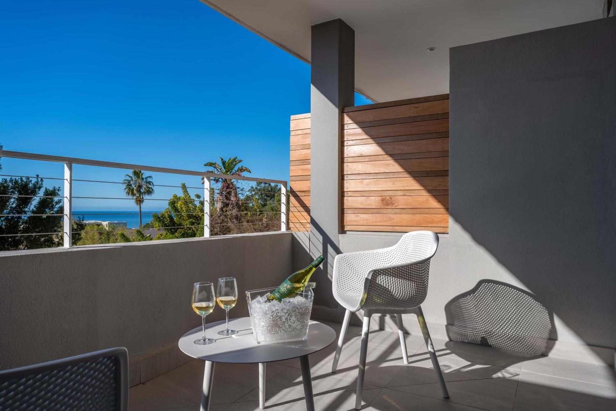Plett Quarter Hotel - Lion Roars Hotels & Lodges Plettenberg Bay Exterior photo